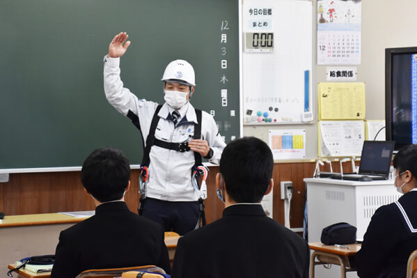 玉野市立山田中学校　チャレンジワークの様子