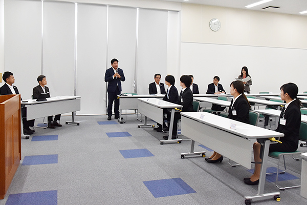 荒木組 内定式・内定者懇親会の様子