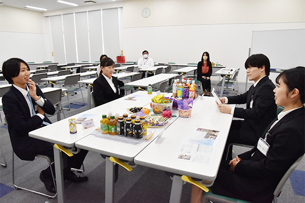 荒木組 内定式・内定者懇親会の様子