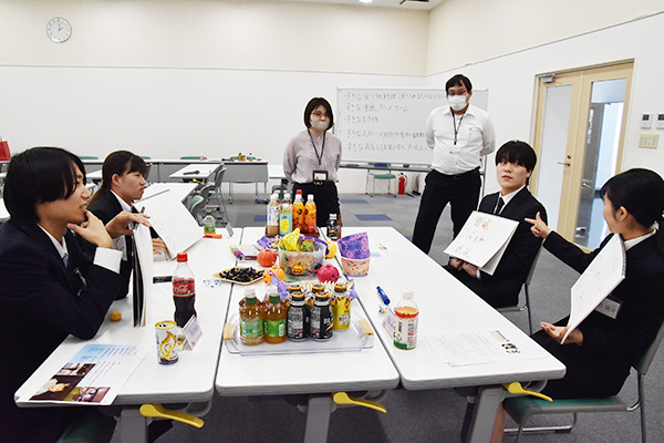 荒木組 内定式・内定者懇親会の様子