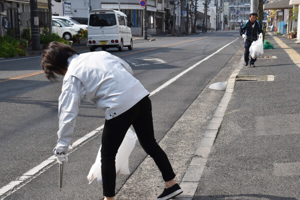 第8回天瀬・表町清掃活動の様子